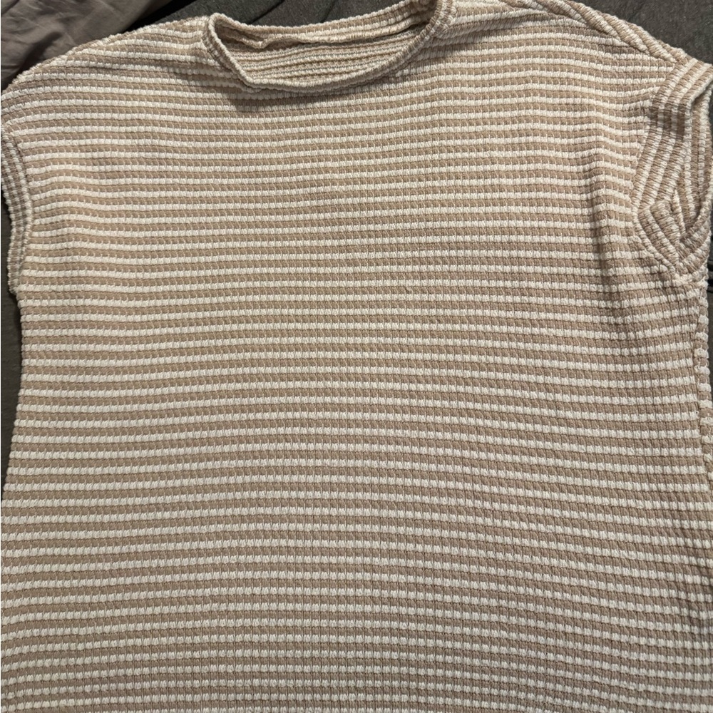 SHEIN Textured Knit Sweater in Cream and Tan